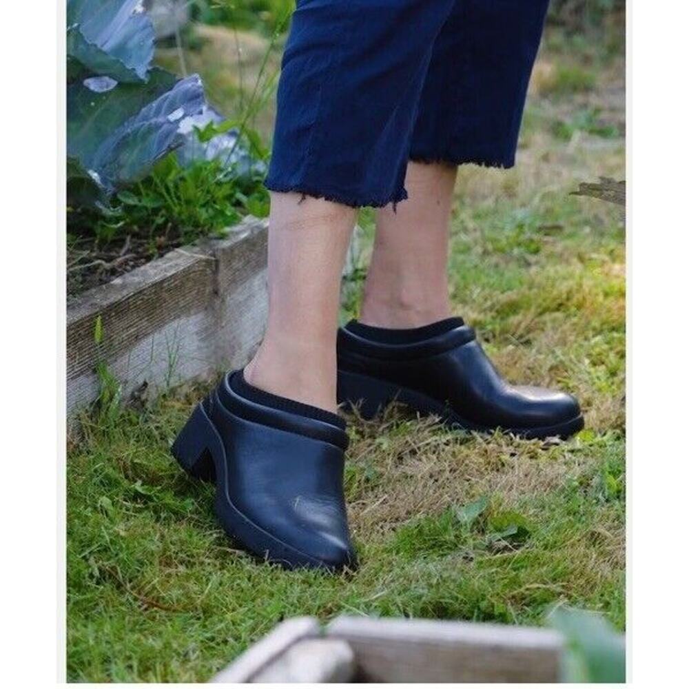 Abeo Black Women's Mules